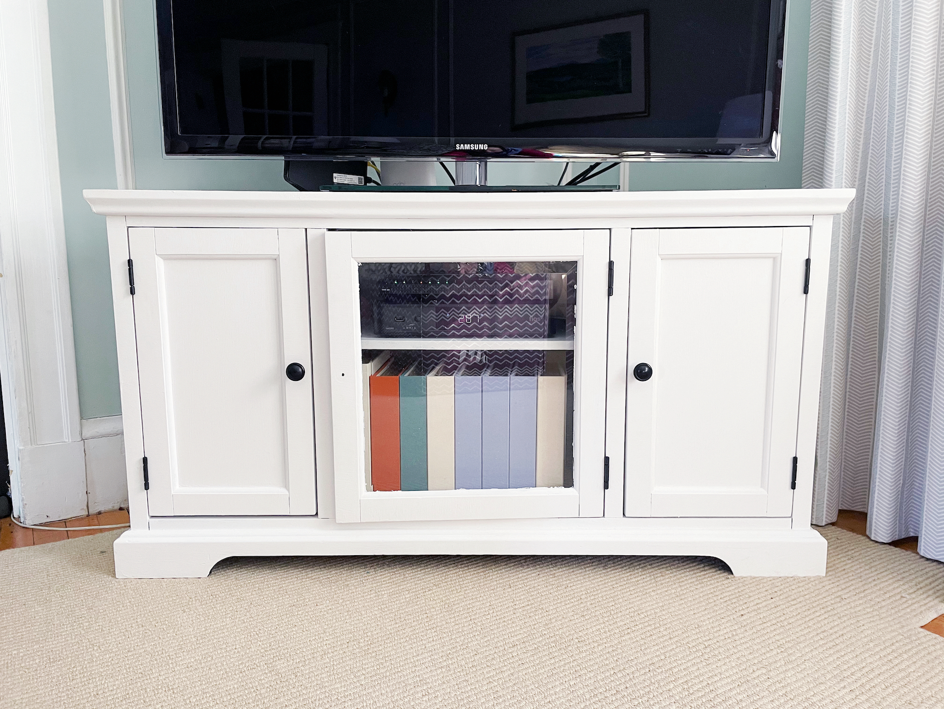 Amy Howard One Step Paint DIY: TV Stand